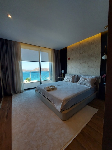 اطلالة بحرية ساحرة - فيلا فاخرة تصميم 5 غرف وصالة - في بودروم 