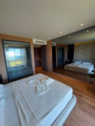 اطلالة بحرية ساحرة - فيلا فاخرة تصميم 5 غرف وصالة - في بودروم 