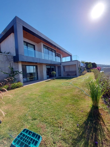 اطلالة بحرية ساحرة - فيلا فاخرة تصميم 5 غرف وصالة - في بودروم 