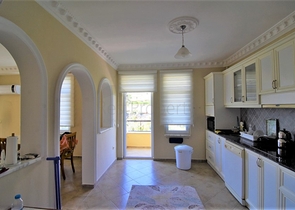 اطلالة على الطبيعة الخضراء - شقة 120 م - مفروشة - 2 غرفة وصالة - في كاستل / الانيا 