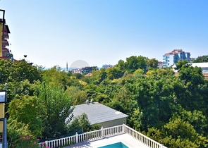 اطلالة على الطبيعة الخضراء - شقة 120 م - مفروشة - 2 غرفة وصالة - في كاستل / الانيا 