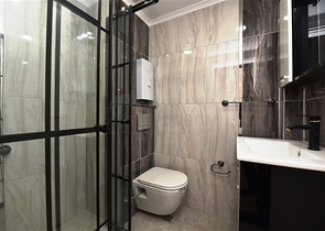 قريب من الشاطئ وضمن مركز المدينة -شقق قيد الانشاء في الانيا 