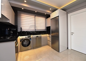 قريب من الشاطئ وضمن مركز المدينة -شقق قيد الانشاء في الانيا 