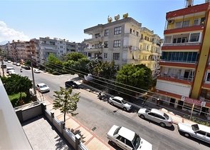 قريب من الشاطئ وضمن مركز المدينة -شقق قيد الانشاء في الانيا 