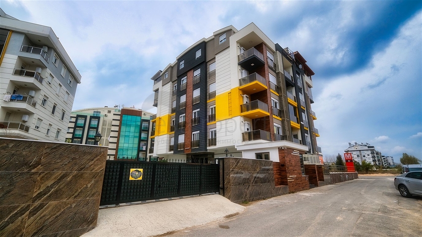 شقة فسيحة 1 + 1 في كونيالتي أنطاليا