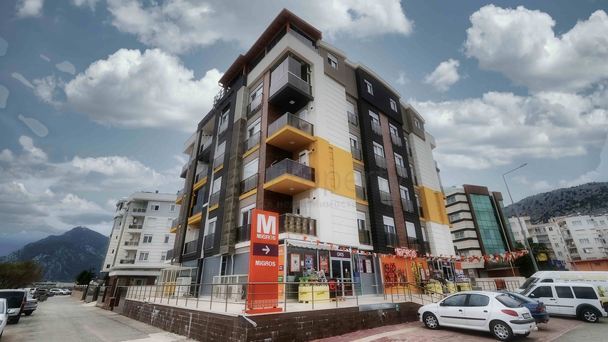 شقة فسيحة 1 + 1 في كونيالتي أنطاليا