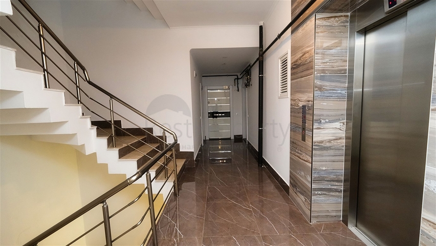 شقة فسيحة 1 + 1 في كونيالتي أنطاليا