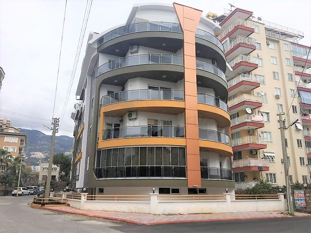 في مركز المدينة -قريب من شاطئ كليوباترا - شقة 2 غرفة وصالة -مع الاثاث - الانيا 