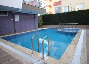 في مركز المدينة -قريب من شاطئ كليوباترا - شقة 2 غرفة وصالة -مع الاثاث - الانيا 