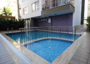 في مركز المدينة -قريب من شاطئ كليوباترا - شقة 2 غرفة وصالة -مع الاثاث - الانيا 