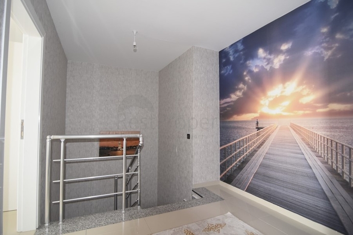 اطلالة بحر - دوبلكس ضمن مجمع فاخر - تصميم 1+2 - مع الاثاث - في كاستل / الانيا 