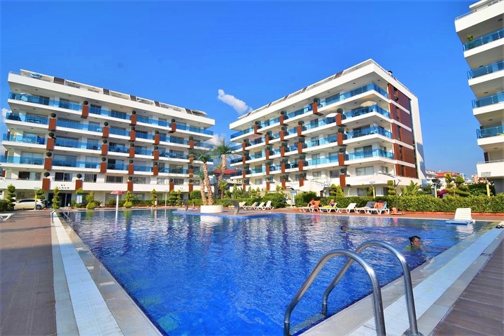 اطلالة بحر - دوبلكس ضمن مجمع فاخر - تصميم 1+2 - مع الاثاث - في كاستل / الانيا 