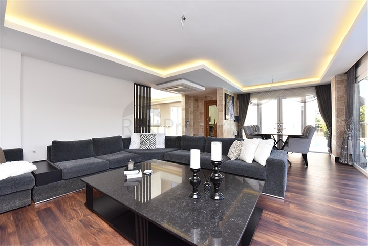 اطلالة بحر -فيلا فاخرة في كارجي جاك /الانيا 