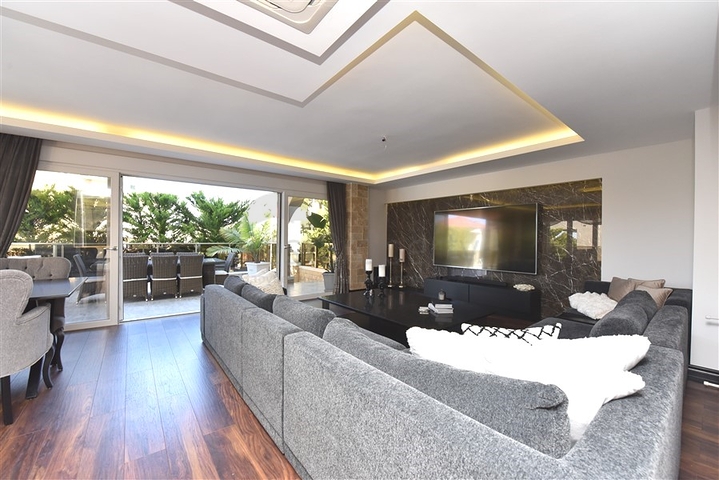 اطلالة بحر -فيلا فاخرة في كارجي جاك /الانيا 