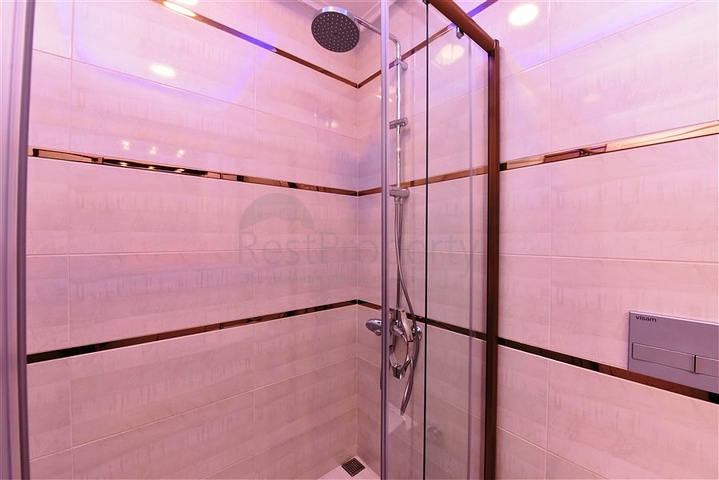 مجمع فاخر يضم خدمات 5 نجوم -شقة عائلية واسعة 1+2- في مهموتلار / الانيا 