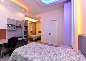 شقة فاخرة -مجمع بخدمات 5 نجوم - تصميم 1+3 - في مهموتلار /الانيا 