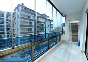 شقة فاخرة -مجمع بخدمات 5 نجوم - تصميم 1+3 - في مهموتلار /الانيا 