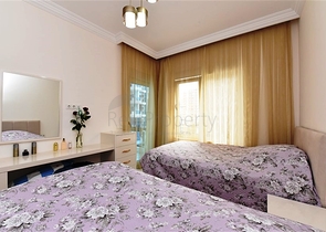 شقة فاخرة -مجمع بخدمات 5 نجوم - تصميم 1+3 - في مهموتلار /الانيا 