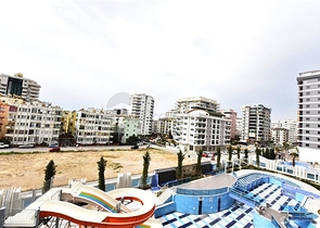 شقة فاخرة -مجمع بخدمات 5 نجوم - تصميم 1+3 - في مهموتلار /الانيا 