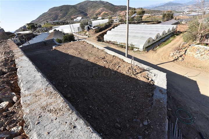 ارض للبيع باطلالة بحرية - مناسبة للجنسية التركية - غازي باشا / الانيا 