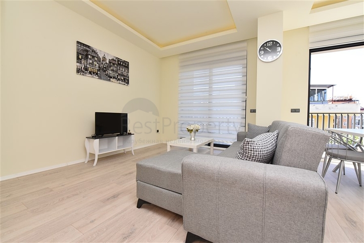 قريبة من شاطئ كليوباترا - دوبلكس 2 غرفة وصالة -ضمن مجمع  حديث - في الانيا 