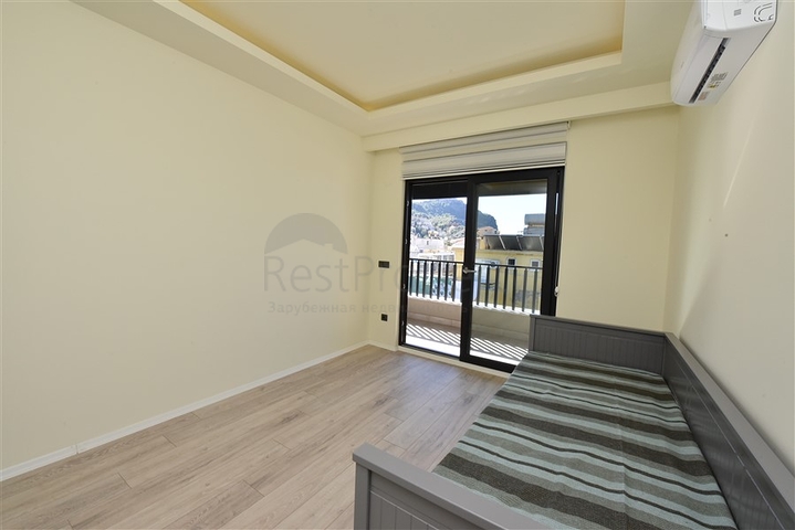 قريبة من شاطئ كليوباترا - دوبلكس 2 غرفة وصالة -ضمن مجمع  حديث - في الانيا 