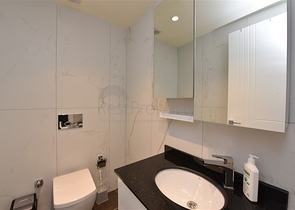 قريبة من شاطئ كليوباترا - دوبلكس 2 غرفة وصالة -ضمن مجمع  حديث - في الانيا 