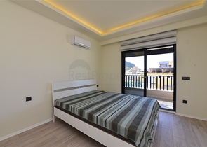 قريبة من شاطئ كليوباترا - دوبلكس 2 غرفة وصالة -ضمن مجمع  حديث - في الانيا 