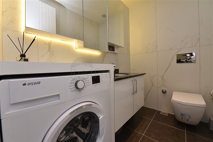 دوبلكس ضمن مجمع حديث 2020 - قريبة من شاطئ كليوباترا - الانيا سنتر  