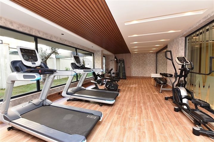 دوبلكس ضمن مجمع حديث 2020 - قريبة من شاطئ كليوباترا - الانيا سنتر  