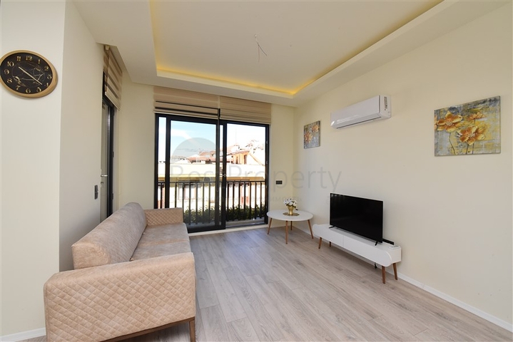 دوبلكس ضمن مجمع حديث 2020 - قريبة من شاطئ كليوباترا - الانيا سنتر  