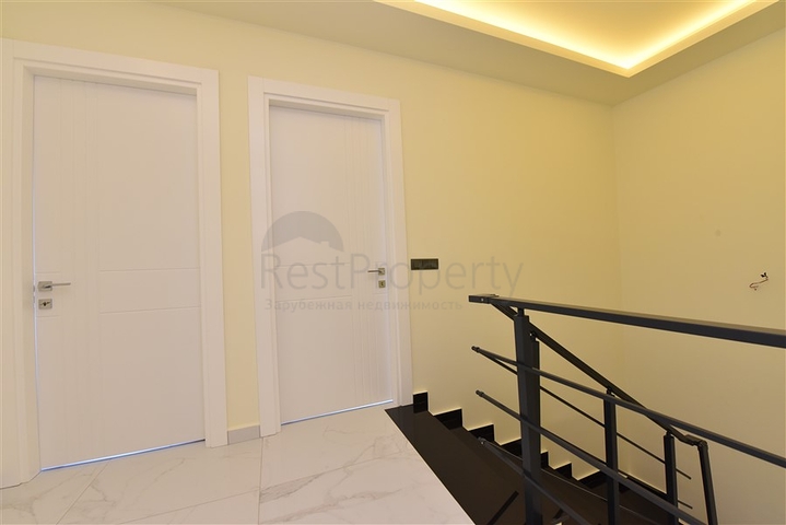 دوبلكس ضمن مجمع حديث 2020 - قريبة من شاطئ كليوباترا - الانيا سنتر  