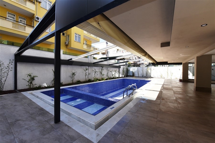 دوبلكس ضمن مجمع حديث 2020 - قريبة من شاطئ كليوباترا - الانيا سنتر  