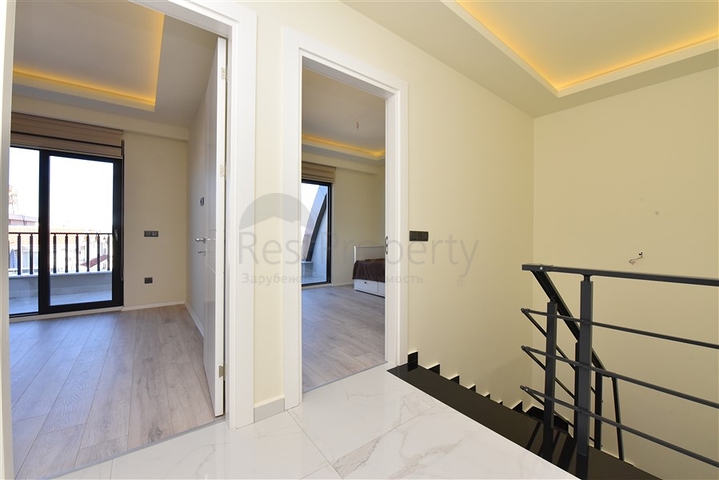 دوبلكس ضمن مجمع حديث 2020 - قريبة من شاطئ كليوباترا - الانيا سنتر  