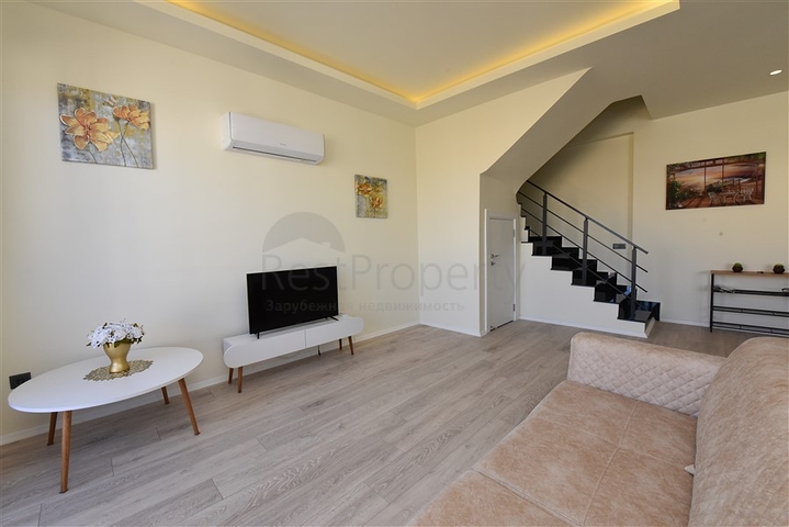 دوبلكس ضمن مجمع حديث 2020 - قريبة من شاطئ كليوباترا - الانيا سنتر  