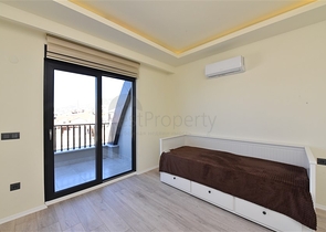 دوبلكس ضمن مجمع حديث 2020 - قريبة من شاطئ كليوباترا - الانيا سنتر  