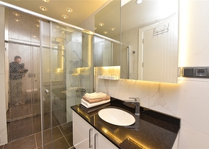 دوبلكس ضمن مجمع حديث 2020 - قريبة من شاطئ كليوباترا - الانيا سنتر  