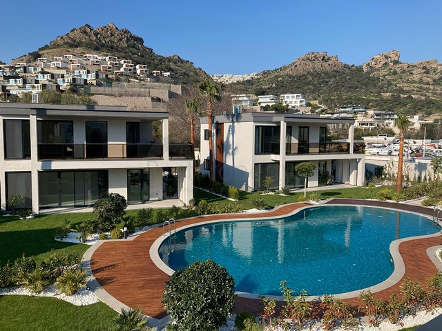 فلل 4 غرف وصالة -مستقلة - في بودروم 