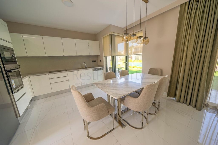 فلل 4 غرف وصالة -مستقلة - في بودروم 