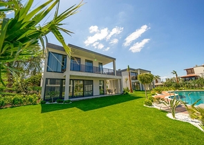 فلل 4 غرف وصالة -مستقلة - في بودروم 