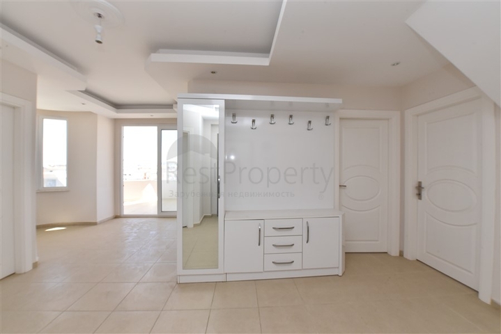 دوبلكس عائلية واسعة - اطلالة بحر - تصميم 3 غرف و2 صالة - في مهموتلار /  الانيا 