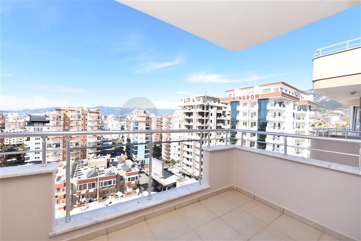 دوبلكس عائلية واسعة - اطلالة بحر - تصميم 3 غرف و2 صالة - في مهموتلار /  الانيا 