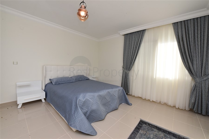 فيلا مستقلة - اربع غرف وصالة - ضمن مجمع - في كارجي جاك / الانيا 