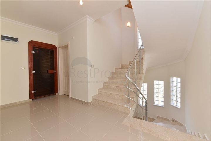 فيلا مستقلة - اربع غرف وصالة - ضمن مجمع - في كارجي جاك / الانيا 