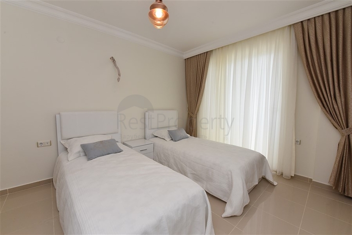 فيلا مستقلة - اربع غرف وصالة - ضمن مجمع - في كارجي جاك / الانيا 