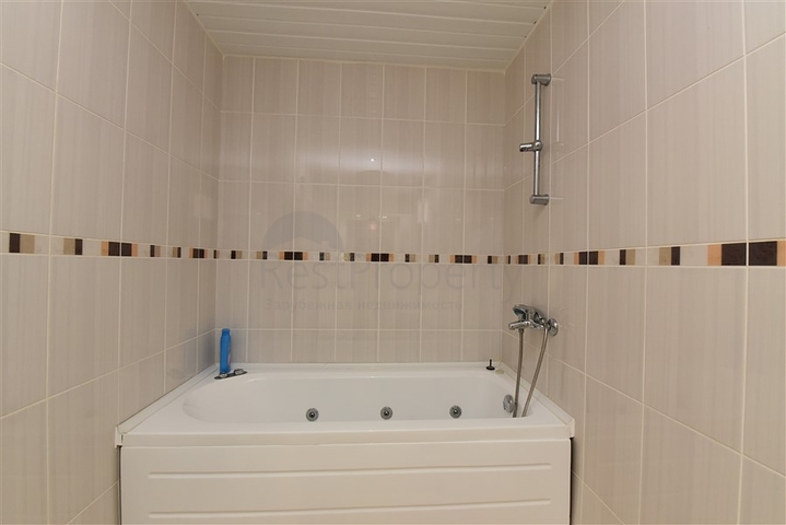 فيلا مستقلة - اربع غرف وصالة - ضمن مجمع - في كارجي جاك / الانيا 