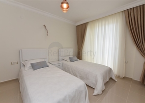 فيلا مستقلة - اربع غرف وصالة - ضمن مجمع - في كارجي جاك / الانيا 