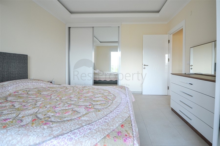 فيلا مستقلة - مسبح خاص وحديقة - تصميم 4 غرف وصالة -اطلالة بحر- في كارجي جاك /الانيا 