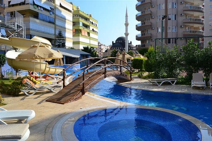 دوبلكس عائلية - 3 غرف وصالتين - اطلالة بحر - في مهموتلار / الانيا 