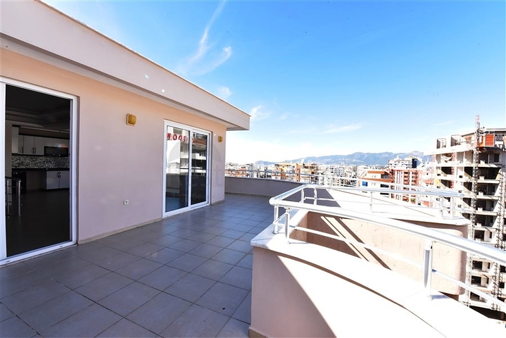 دوبلكس عائلية - 3 غرف وصالتين - اطلالة بحر - في مهموتلار / الانيا 